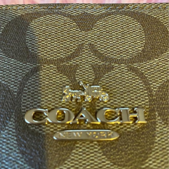Large Coach Purse - Picture 1 of 5